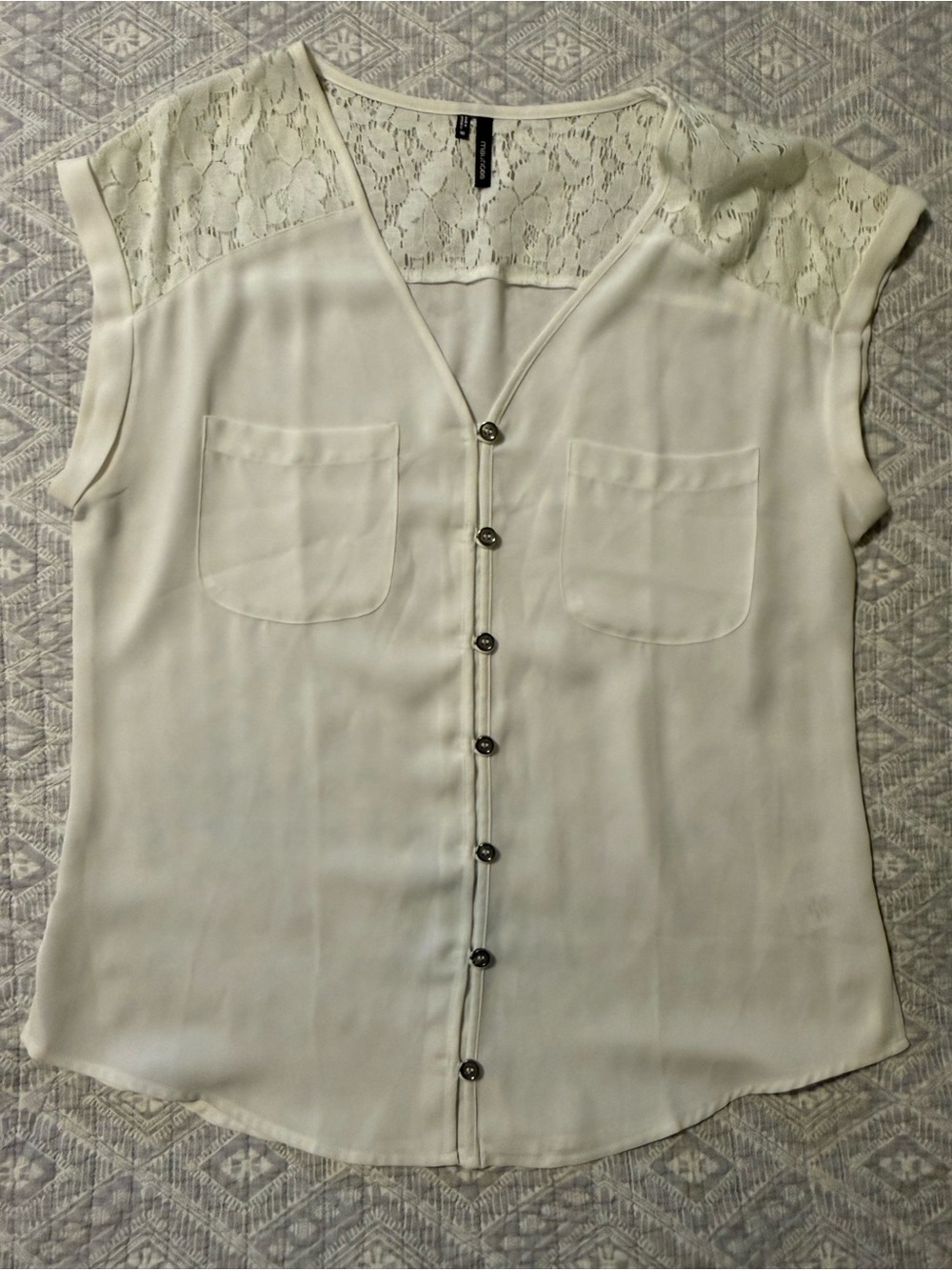 Maurice’s top